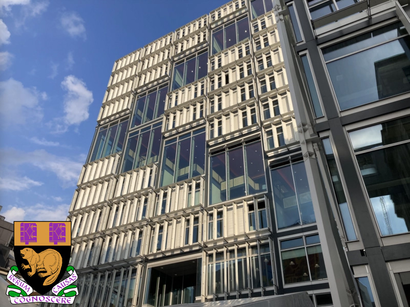 伦敦政治经济学院（The London School of Economics and Political Science）